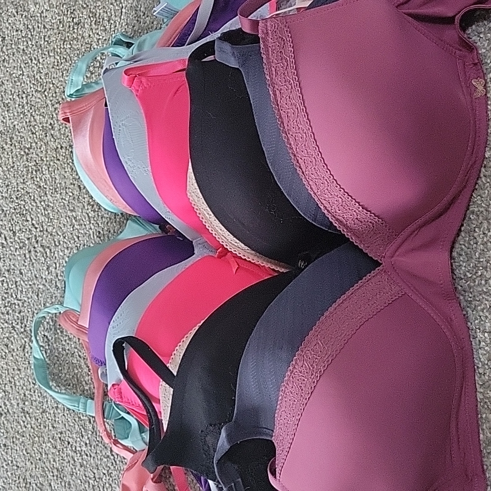 Lot of bras